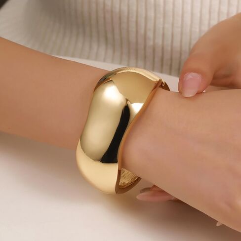 Chunky Gold/Silver Gold Cuff Bangle Bracelets for Women Trendy Hinged Cuff Open Wide Chunky Gold Bracelet Minimalist Bangle Jewelry Gift in Saudi Arabia