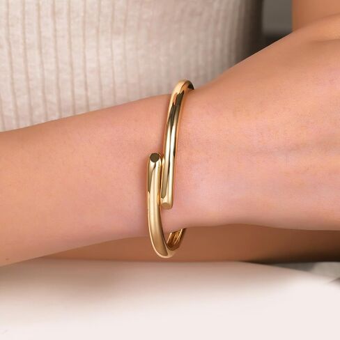 Chunky Gold/Silver Gold Cuff Bangle Bracelets for Women Trendy Hinged Cuff Open Wide Chunky Gold Bracelet Minimalist Bangle Jewelry Gift in Saudi Arabia