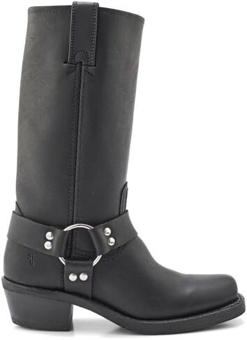 حذاء Frye Harness 12R للنساء - حذاء دراجة نارية أمريكي الصنع - نمط حزام من الجلد الإيطالي الأصلي - نعل خارجي مطاطي متين مع هيكل غرز أصلي - أجهزة من النيكل والنحاس in Kuwait
