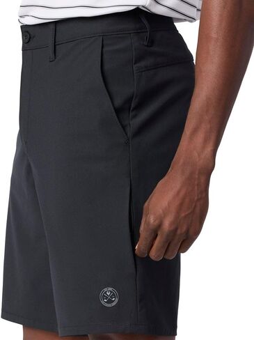 ليفي شتراوس توقيع Gold Men Men's Comfort Tech Shorts (متوفر في Big & Tall) in Saudi Arabia
