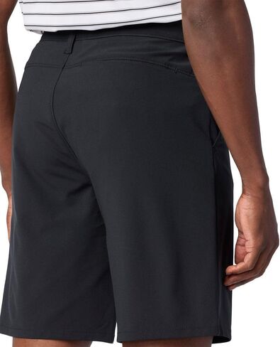 ليفي شتراوس توقيع Gold Men Men's Comfort Tech Shorts (متوفر في Big & Tall) in Saudi Arabia