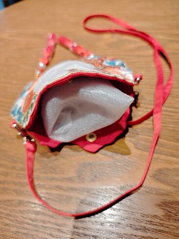 Chinese Traditional Fasion Cute Shoulder bag in Saudi Arabia