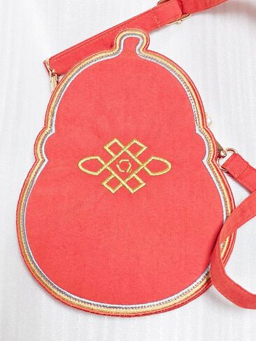 Chinese Traditional Fasion Cute Shoulder bag in Saudi Arabia