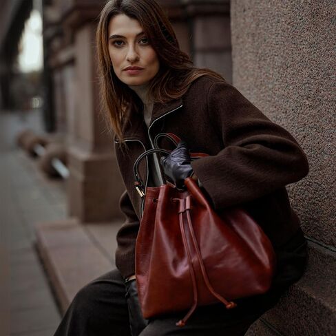 Time Resistance Leather Bucket Bag - Full-Grain Leather Handbag for Women - Italian Handmade Shoulder Bag in Kuwait