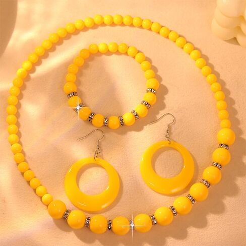 3Pcs Colorful Acrylic Round Beaded Necklace Bracelet Earrings Set Vintage Lightweight Resin Neon Beads Choker Necklace Geometric Statement Necklace for Women 70S 80S Costume Party Jewelry in Saudi Arabia