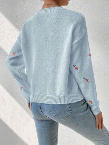 chouyatou Women's Ditsy Floral Embroidered Pullover Sweater Color Block Loose Fit Knit Jumper Tops in Kuwait