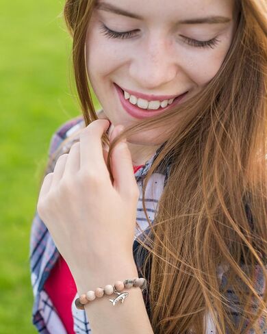 Inspiring Shark Bracelet Gifts for Women in Saudi Arabia