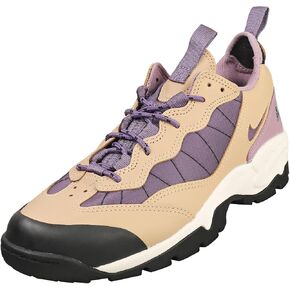 Nike Men's ACG Air Mada Sneaker