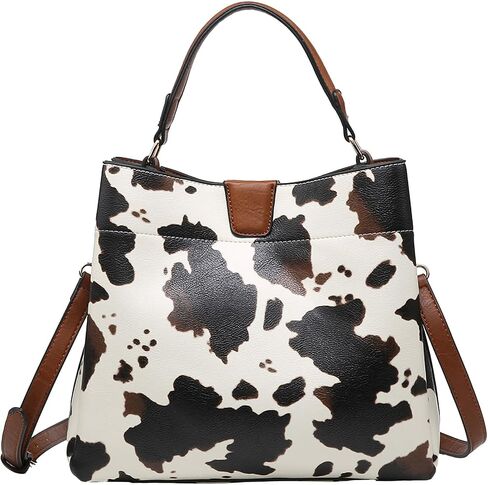 Tati Satchel in Saudi Arabia