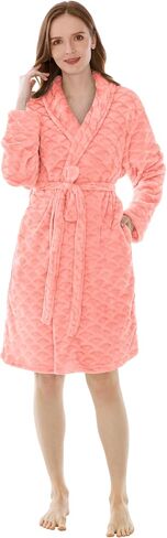 PAVILIA Short Robes for Women, Plush Soft Bathrobe Womens Lightweight, Fluffy Fuzzy Robe Knee Length, Shower Spa House Robe in Kuwait
