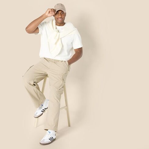 Amazon Essentials Men's Loose-Fit Lightweight Stretch Parachute Pant in Saudi Arabia