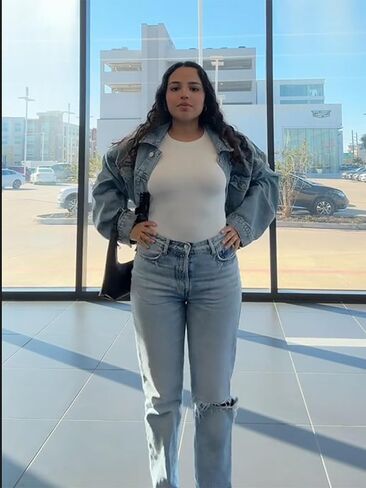 Atbuty النساء طاقم الرقبة الطويل الأكمام in Kuwait