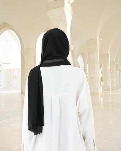Instant Chiffon Hijab, Ready to wear hijab, modal hijab, Abaya, modern Instant Scarf, Soft breathable Scarf in Saudi Arabia
