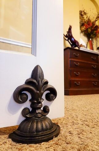 Lulu Decor، سدادة باب Fleur De Lis Sculpture، سدادة باب بوزن 2 رطل باللون البني العتيق (بدون إسفين) in Saudi Arabia