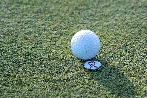 SHANKITGOLF Funny Golf Hat Clip with Enamel Magnetic Ball Marker - Creative Stainless-Steel Markers for Men and Women, Golfer Gifts, Attaches Easily on Hats, Golf Training Accessories in Kuwait