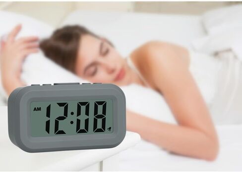 FAMICOZY Small Digital Alarm Clock,Easy to Read,Simple Operation,Constant Backlight On/Off,Crescendo Alarm,9 Min Snooze,12/24Hr,Bedside Travel Alarm Clock,AAA Battery Operated,Black in Kuwait