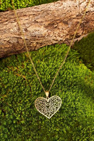 MINACHI Gold Plated Stainless Steel Geometric Pendant Chain Necklace, Vintage Fashion Statement Jewelry Gift for Women in Kuwait