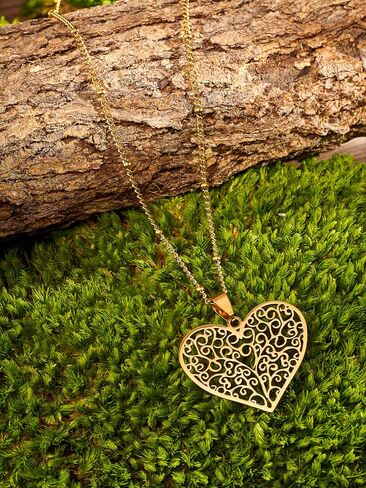 MINACHI Gold Plated Stainless Steel Geometric Pendant Chain Necklace, Vintage Fashion Statement Jewelry Gift for Women in Kuwait