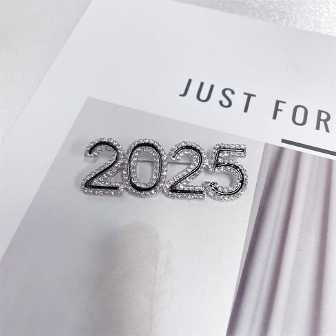 2025 أحجار الراين ، دبابيس دبابيس دبابيس رقيقة عام جديد بروش كلاسيكي لعيد الميلاد للنساء للنساء الرجال اللامعين دبابيس طية صدر السترة أنيقة بدلة قميص ملحقات ملحقات ملحقات المجوهرات المجوهرات in Kuwait