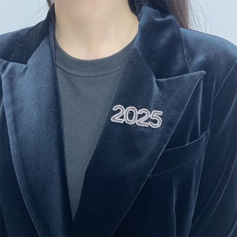 2025 أحجار الراين ، دبابيس دبابيس دبابيس رقيقة عام جديد بروش كلاسيكي لعيد الميلاد للنساء للنساء الرجال اللامعين دبابيس طية صدر السترة أنيقة بدلة قميص ملحقات ملحقات ملحقات المجوهرات المجوهرات in Kuwait