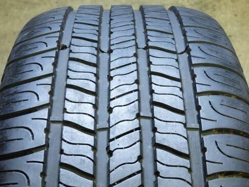 إطار Goodyear Assurance لجميع المواسم - 225/65R17 102T in Saudi Arabia