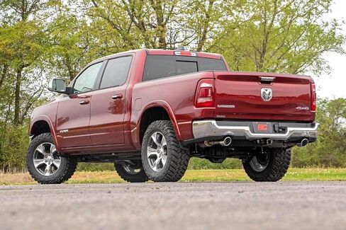Rough Country 3.5" Lift Kit w/N3 Shocks for 2019-2024 Ram 1500 4WD - 31430 in Saudi Arabia