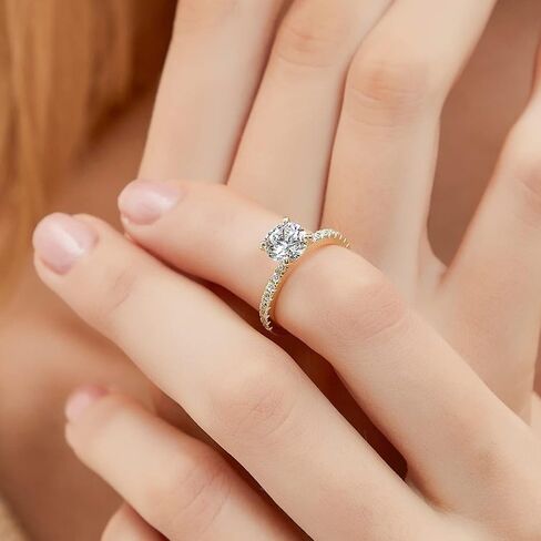D VVS1 خاتم الخطوبة Moissanite 2 قيراط ، حلقات وعد Solitaire مستديرة لها ، 925 Sterling Silver Moissanite Rings للنساء in Kuwait
