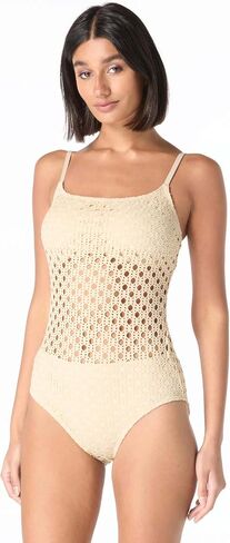 Carmen Marc Valvo Women's Standard Scoop Neck One Piece in Saudi Arabia