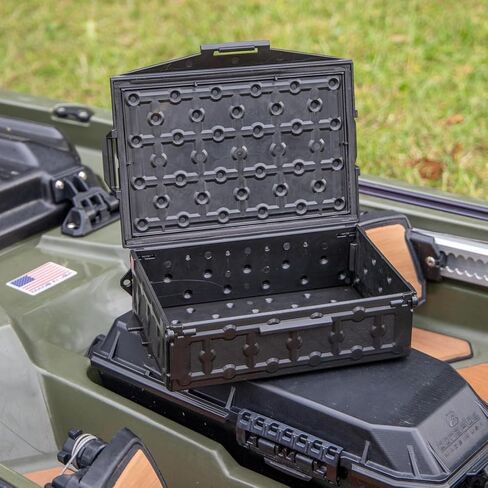 صندوق تخزين معدات الصيد YakAttack TracPak القابل للتكديس، سفينة حربية رمادية - صندوق واحد (SSO-1003-BG) | ملحقات صيد الكاياك in Saudi Arabia