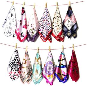 10PCS 50 x 50 cm Fashion Small Square Satin Scarves Fashion Printed Scarf Handkerchiefs Neck Head Scarf Scarves Necktie Headband Wristband for Ladies Girls Accessories (Random)