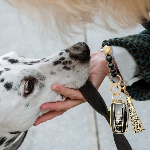 للحصول على غطاء مفتاح Toyota key مع حالة حماية مميزة للمعصم 360 درجة 2018-2022 2023 2024 Camry Rav4 Highlander Avalon C-HR Prius Corolla GT86 Smart Key (Black) in Kuwait