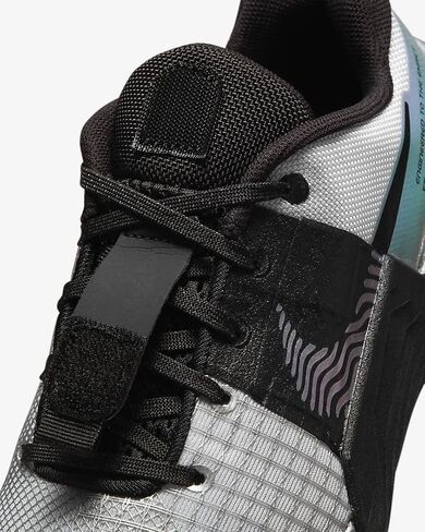 حذاء التدريب Metcon 9 للسيدات من Nike، أسود داكن ورمادي دخاني ورمادي أبيض، 7 US in Saudi Arabia