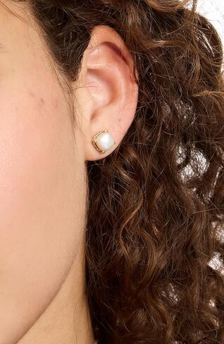 Kate Spade New York Little Luxuries 8mm Square Studs in Saudi Arabia