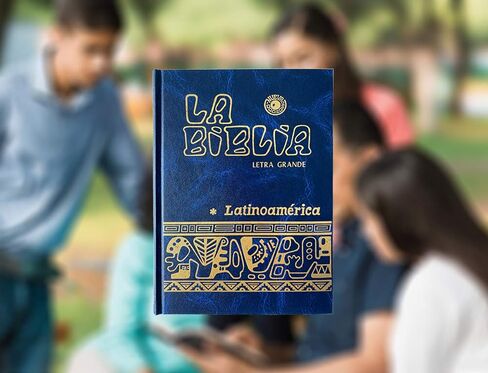 La Biblia Catolica Latinoamericana Letra Grande Edicion Cartone en Español con Señalador Biblico - الطبعة الإسبانية للكتاب المقدس الكاثوليكي في أمريكا اللاتينية مع الإشارات المرجعية (أزرق) in Kuwait