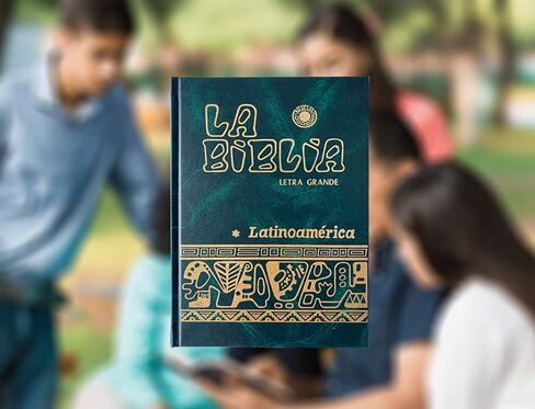 La Biblia Catolica Latinoamericana Letra Grande Edicion Cartone en Español con Señalador Biblico - الطبعة الإسبانية للكتاب المقدس الكاثوليكي في أمريكا اللاتينية مع الإشارات المرجعية (أزرق) in Kuwait