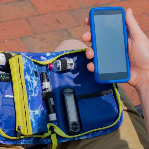 Omnipod 5 Gel Skin Case with Dexcom G7 cutout | PDM Protective Cover | Protect Omnipod 5| Diabetes Care(Teal/White) in Kuwait