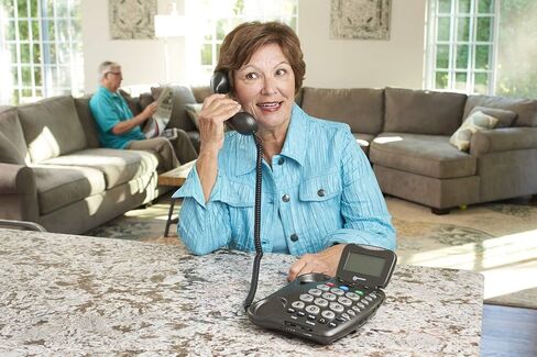 Ampli550 - هاتف Big Button Landline Telephone - الهاتف الصاخب الصاخب - معرف المتصل ، ومفاتيح الحديث - شاشة عرض LCD الخلفية - Aid Aid متوافقة in Saudi Arabia