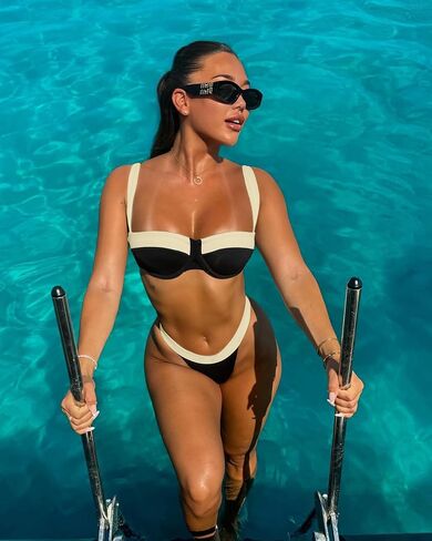 مجموعات Thong Bikini للنساء- ملابس السباحة الداخلية من قطعتين بدلة السباحة بلون كتلة دفع أعلى سلسلة صفيق القاع in Saudi Arabia