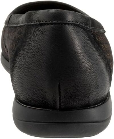 Trotters Women's Delmara Ballet Flat in Saudi Arabia