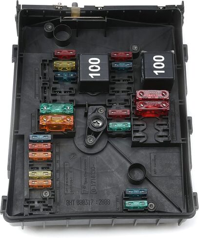 Relay Fuse Box Block Panel Assembly 1K0937125D Replacement for VW Jetta Tiguan Golf Variant 4Motion Touran Caddy Eos Scirocco Audi A3 S3 Q3 RS3 Skoda Seat NOT FIT 2.0T 5K0937123A in Saudi Arabia