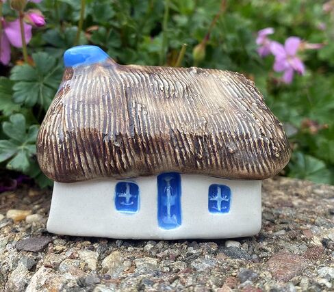 Handcrafted Ceramic House Tin Bothy Rustic Homedecor Gift Scoltand (Heather Thatch) in Saudi Arabia