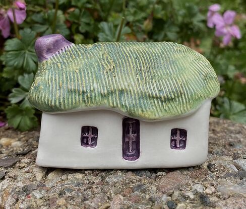 Handcrafted Ceramic House Tin Bothy Rustic Homedecor Gift Scoltand (Heather Thatch) in Saudi Arabia