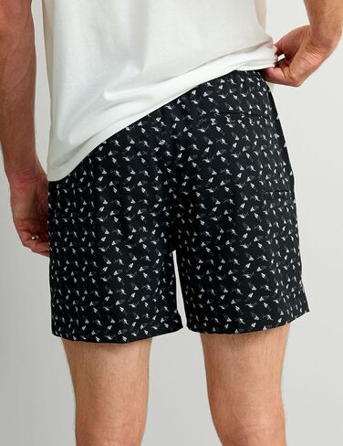 Huk Men's Pursuit Pattern ، شورت سريع الجفاف in Kuwait