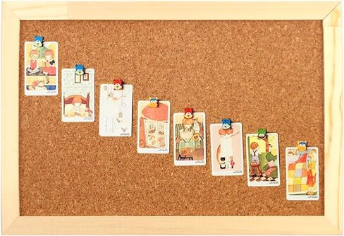 لوحة فلين للنشرات بإطار خشبي مقاس 25.4 سم × 10.16 سم، لوحة فلين صغيرة من خشب الصنوبر، لوحة دبوس كلاسيكية صغيرة باللون البيج مع مجموعة تركيب ودبابيس دفع للمنزل والمكتب واللوازم المدرسية in Kuwait