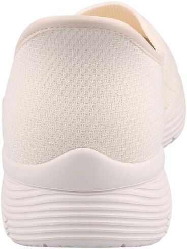 حذاء مسطح للسيدات من Skechers Seager-Believe It بدون استخدام اليدين سهل الارتداء in Kuwait