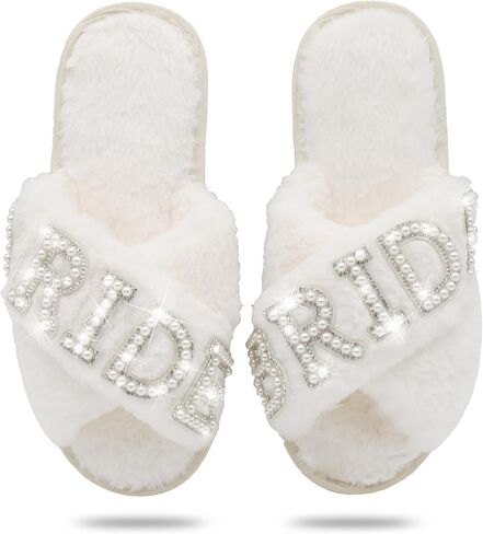 white slipper for women in Saudi Arabia