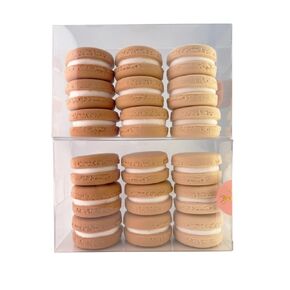 Alecircle 18pcs Cookies Model Simulation Macaron Products Fake Candy Children Birthday Party Photo Decorative Dessert Wedding Ornaments (Gradient camel)