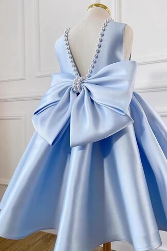 Satin Flower Girl Dresses for Wedding Pearls Bowknot Kids Sleeveless V-Back Princess Pageant Prom Short Ball Gowns in Kuwait