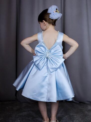 Satin Flower Girl Dresses for Wedding Pearls Bowknot Kids Sleeveless V-Back Princess Pageant Prom Short Ball Gowns in Kuwait