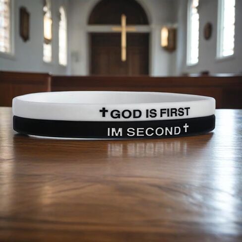 LIU JUN God Is First Bracelet, GOD IS FIRST IM SECOND Christian Rubber Bracelets Inspirational Engraved Bible Verses Cross Silicone Bracelet For Women Men Faith Gifts in Saudi Arabia